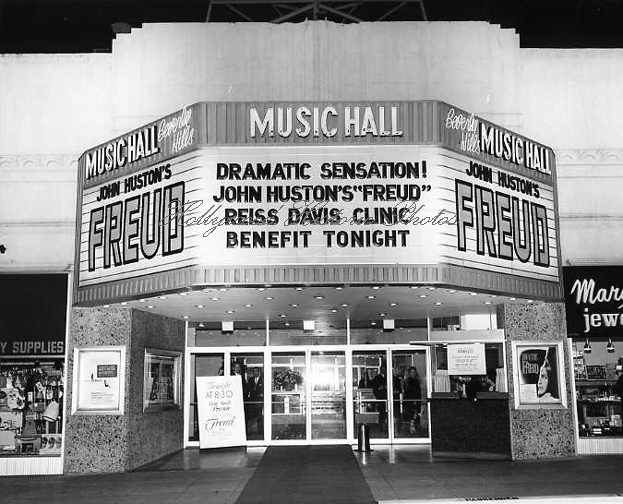 Music-Hall-Theater---Beverl.gif