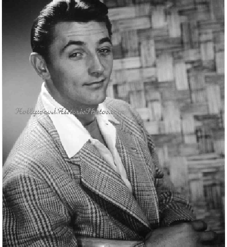 Robert-Mitchum-4.gif