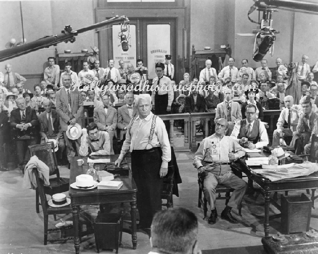 Spencer-Tracy--Inherit-the-.gif
