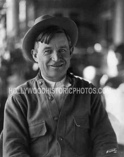 WillRogers2.gif