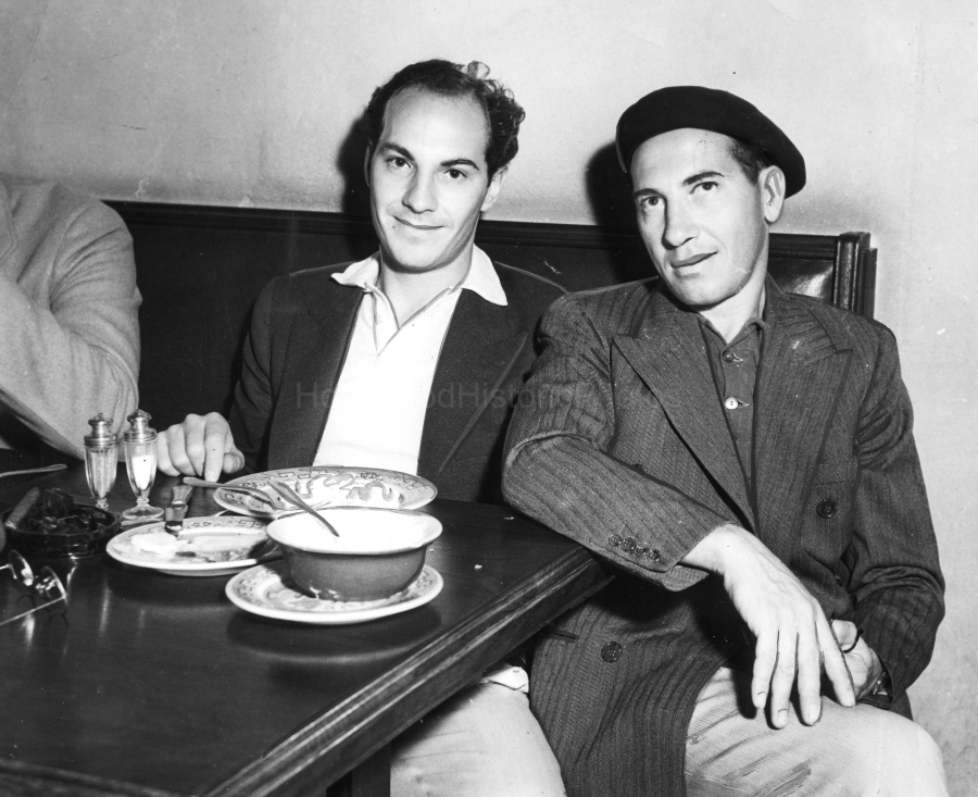 marxbros32.jpg