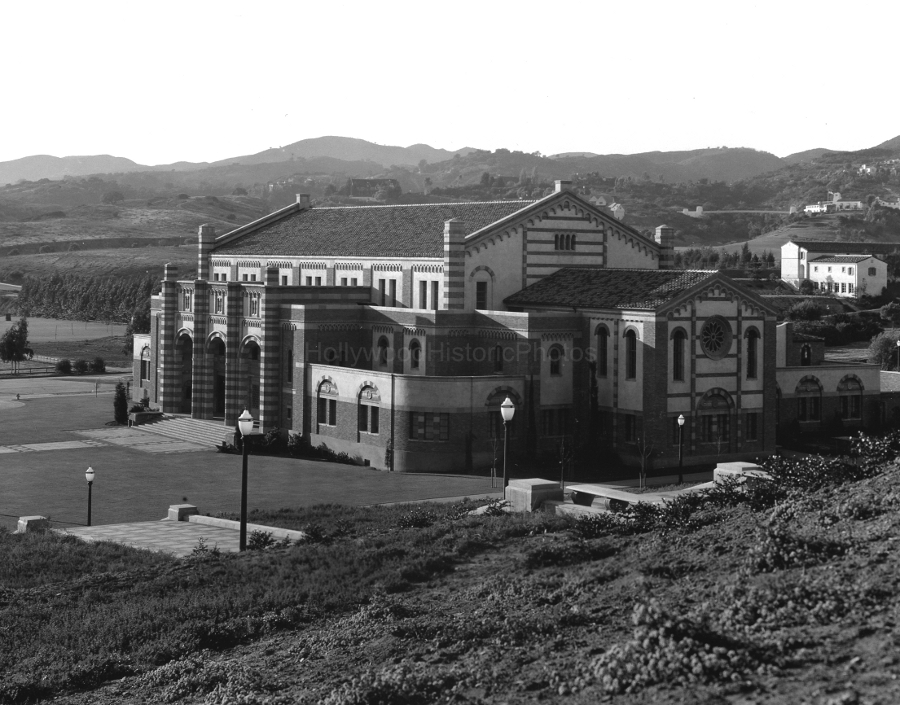 ucla1934.jpg